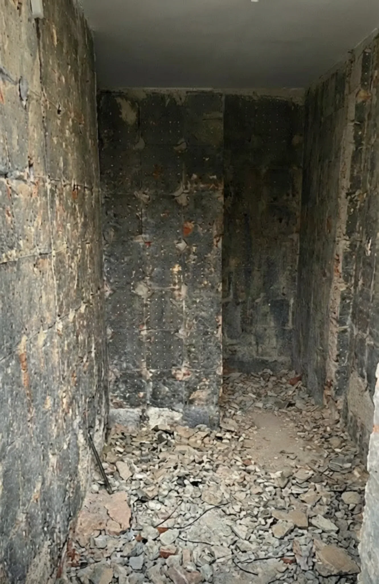 Bathroom before renovation
